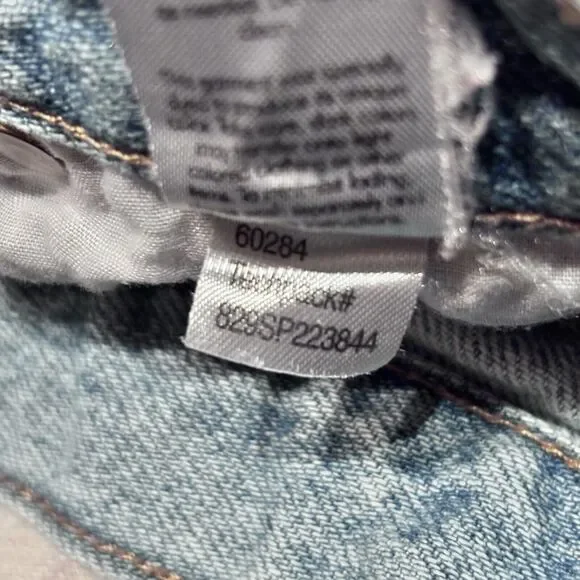 Pac Sun Vintage High Rise Light Wash Distressed Jean Shorts Women’s 25x2 - Picture 7 of 9